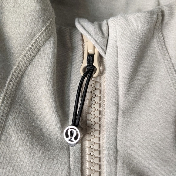 Lululemon Define jacket cream colour - Picture 3 of 9